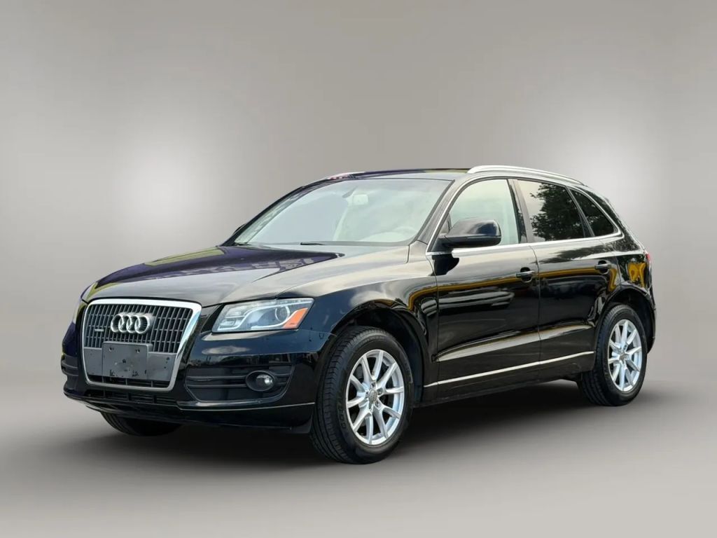 2011 AUDI Q5