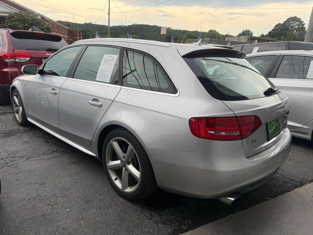 2012 AUDI A4
