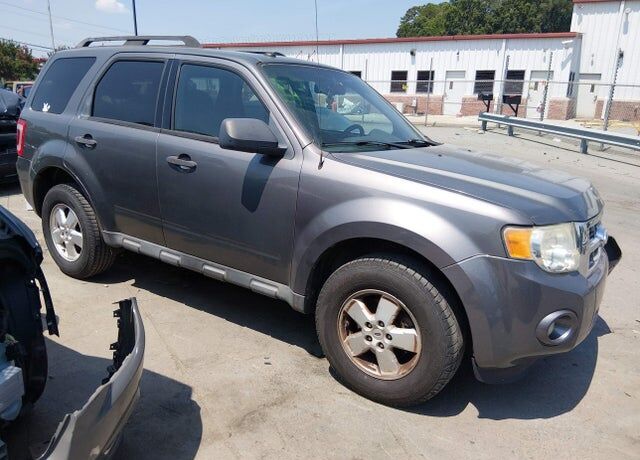 2010 FORD Escape