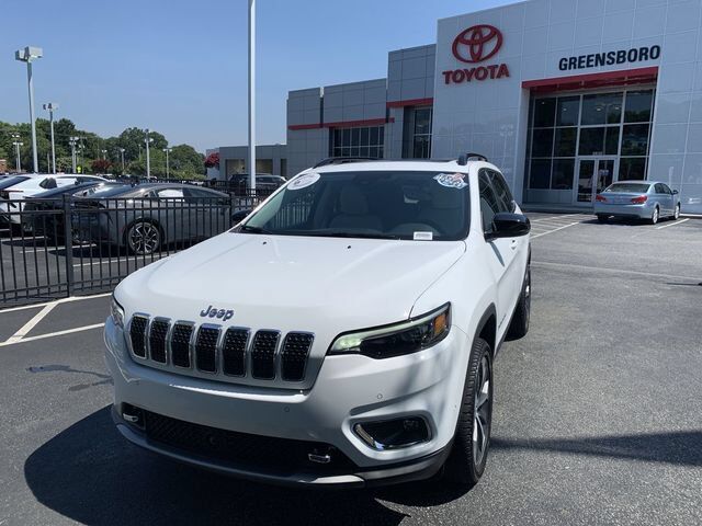 2022 JEEP Cherokee