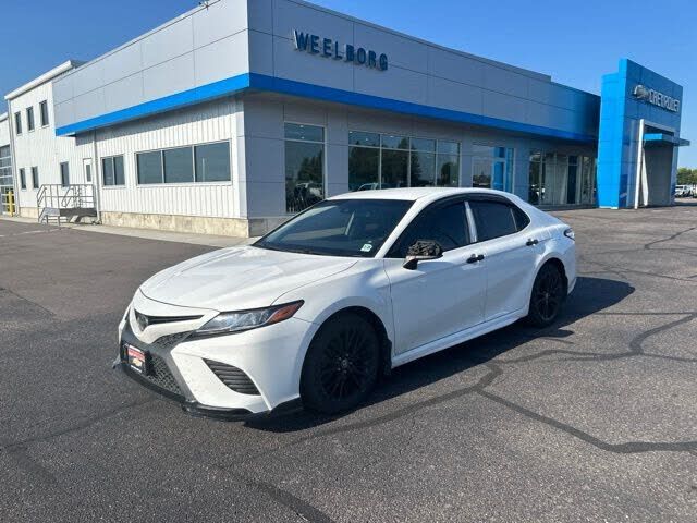 2020 TOYOTA Camry