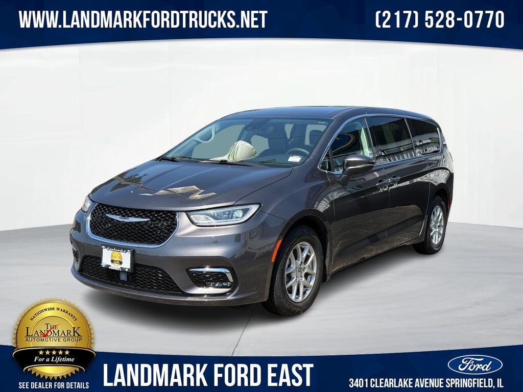 2023 CHRYSLER Pacifica