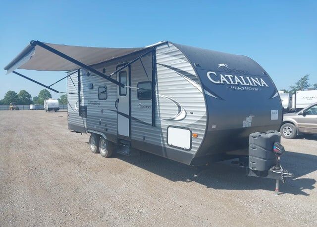 2017 FOREST RIVER Catalina