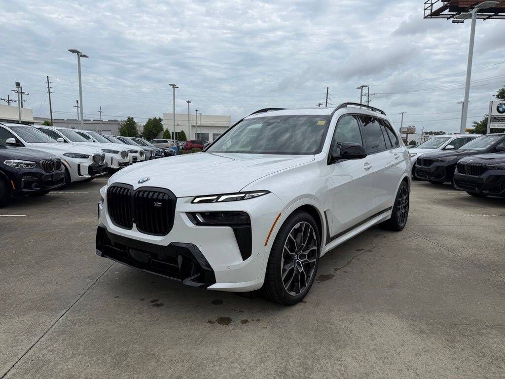 2027 BMW X7
