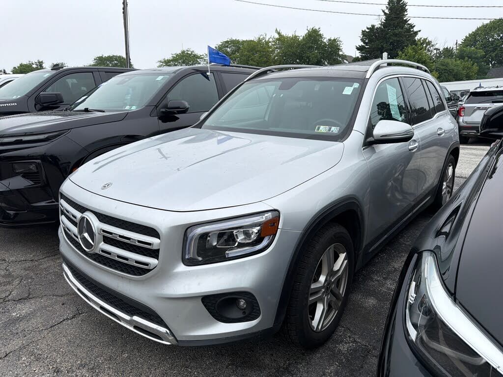2021 MERCEDES-BENZ GLB-Class
