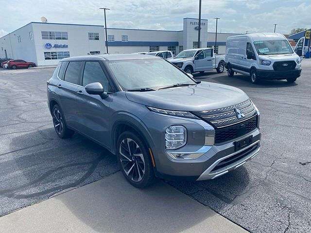 2024 MITSUBISHI Outlander