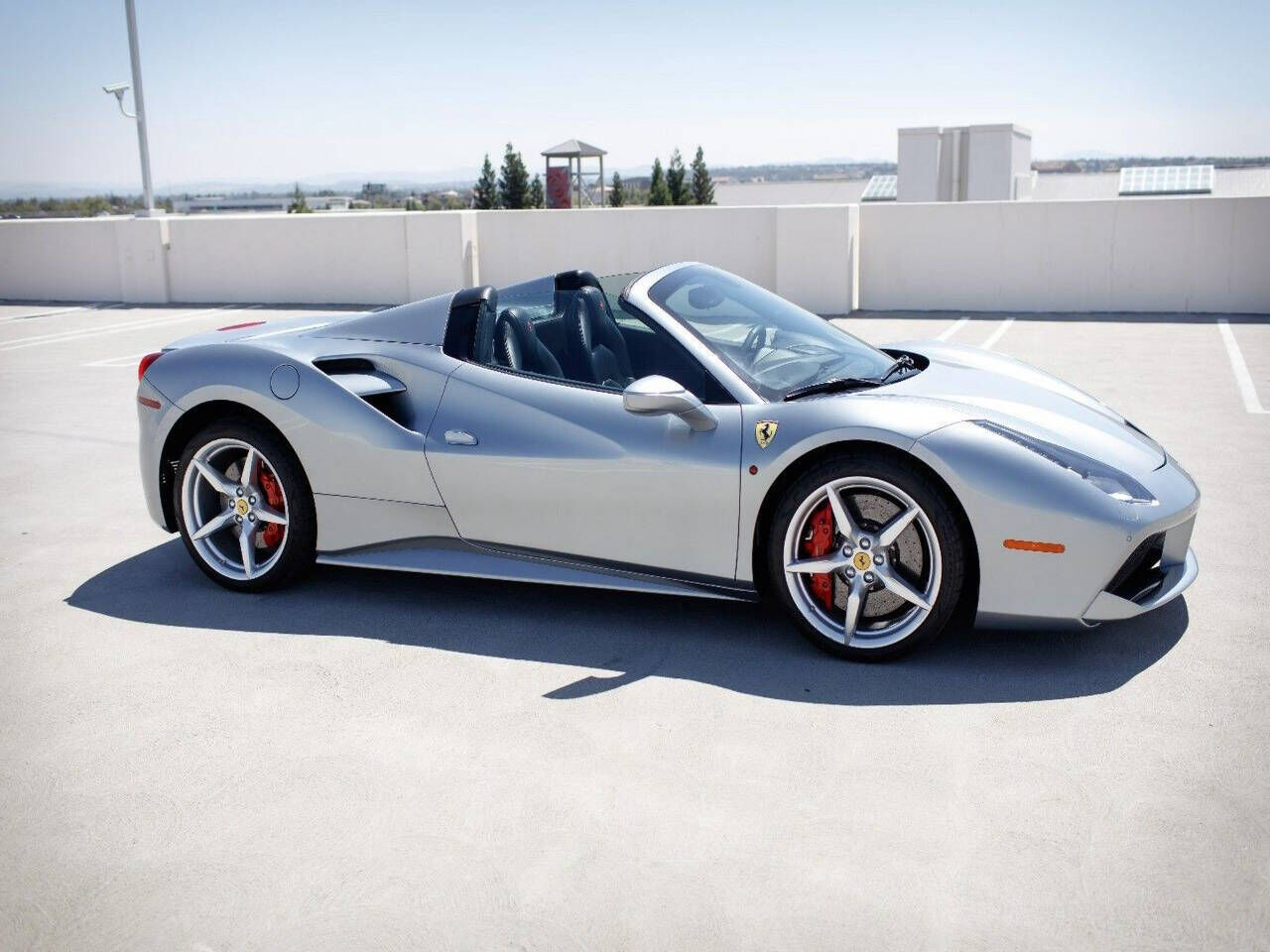 2016 FERRARI 488 GTS