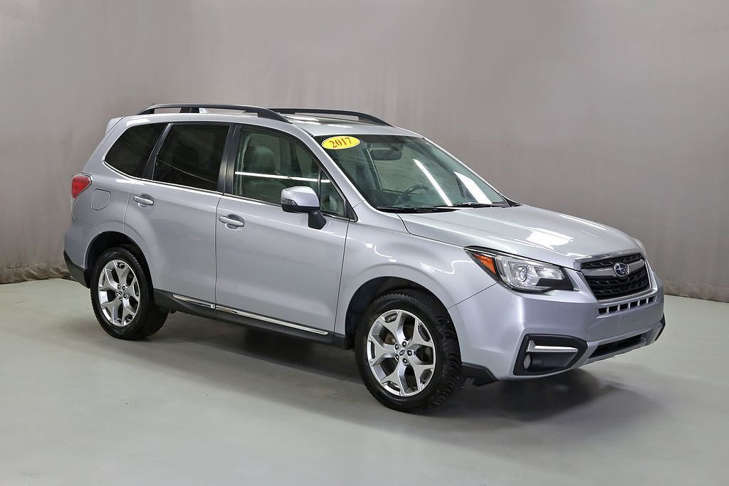2017 SUBARU Forester