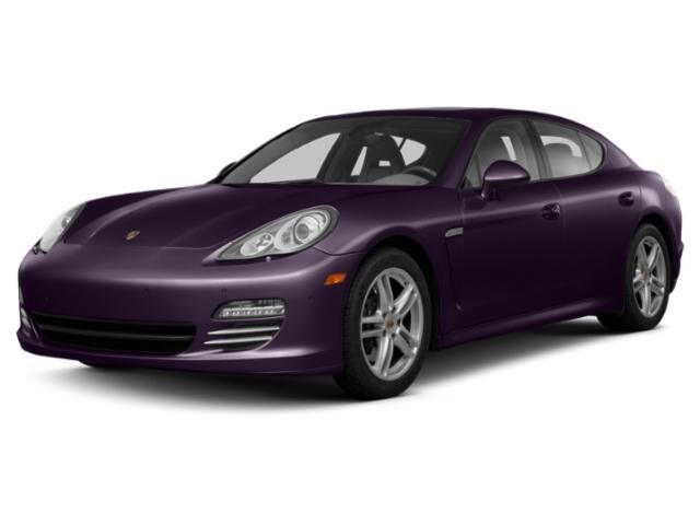 2013 PORSCHE Panamera
