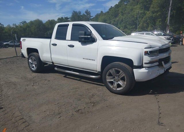 2017 CHEVROLET Silverado