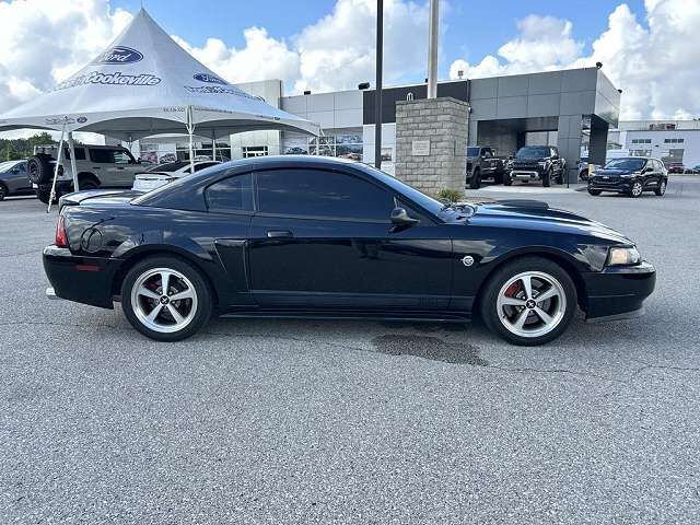 2004 FORD Mustang