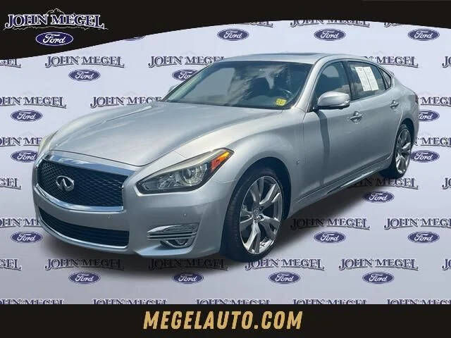 2016 INFINITI Q70L