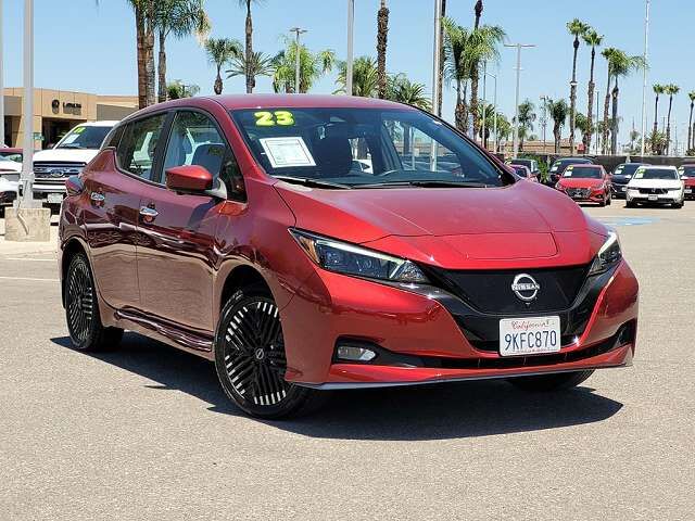 2023 NISSAN Leaf
