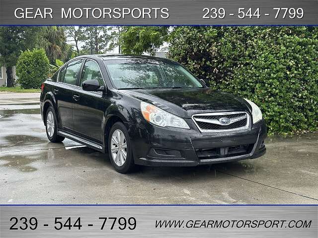 2011 SUBARU Legacy