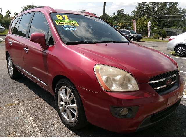 2007 KIA Rondo