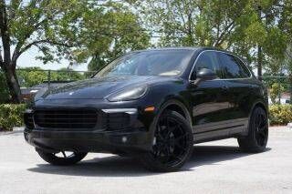 2016 PORSCHE Cayenne