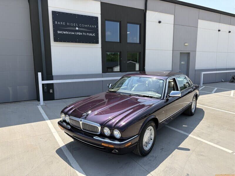 1999 JAGUAR Vanden Plas