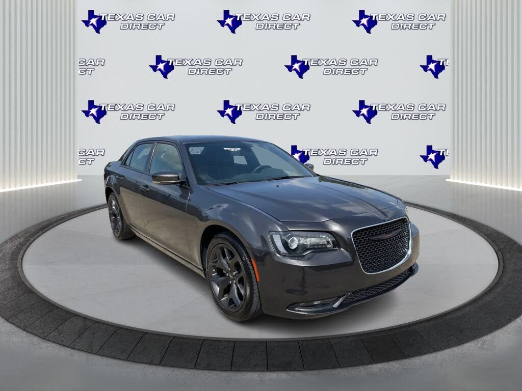 2023 CHRYSLER 300