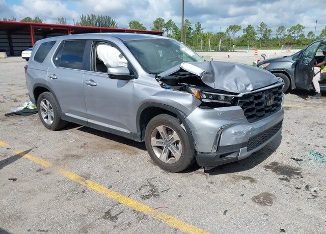 2025 HONDA Pilot