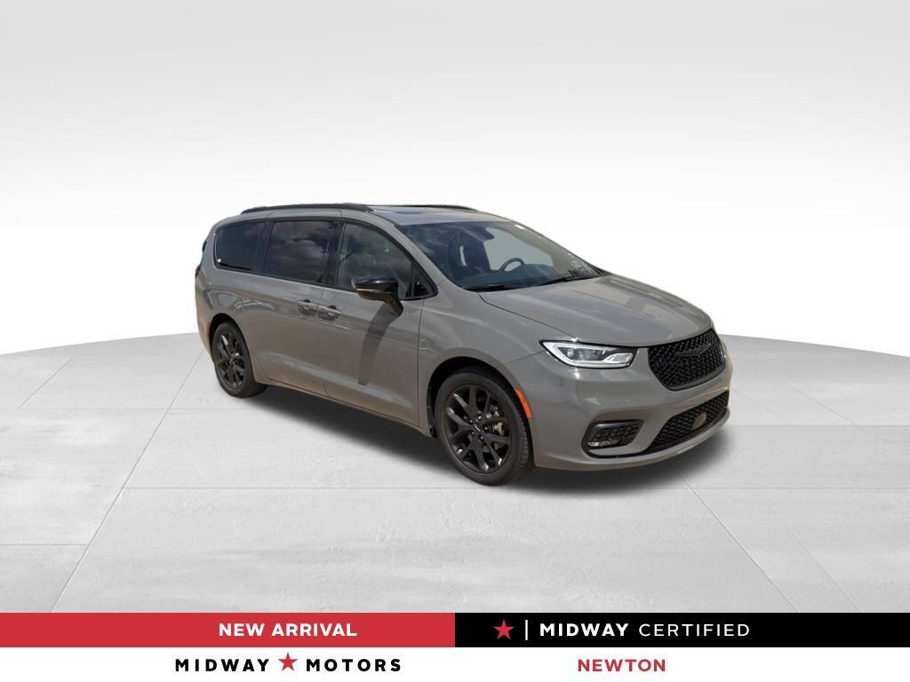 2025 CHRYSLER Pacifica