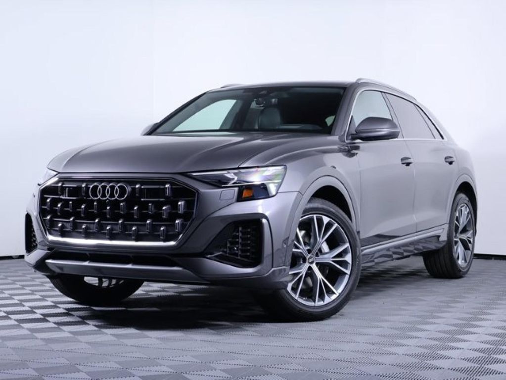 2026 AUDI Q8