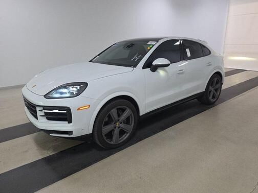 2024 PORSCHE Cayenne