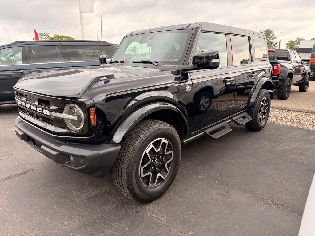 2023 FORD Bronco