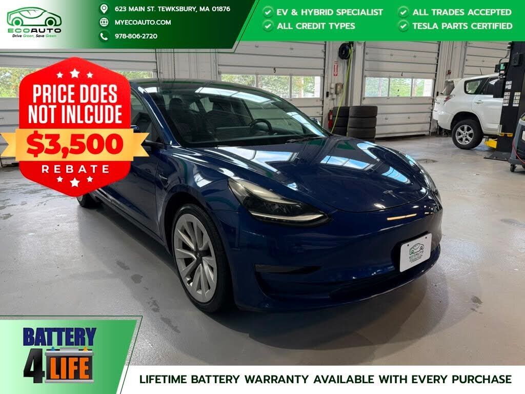 2022 TESLA Model 3