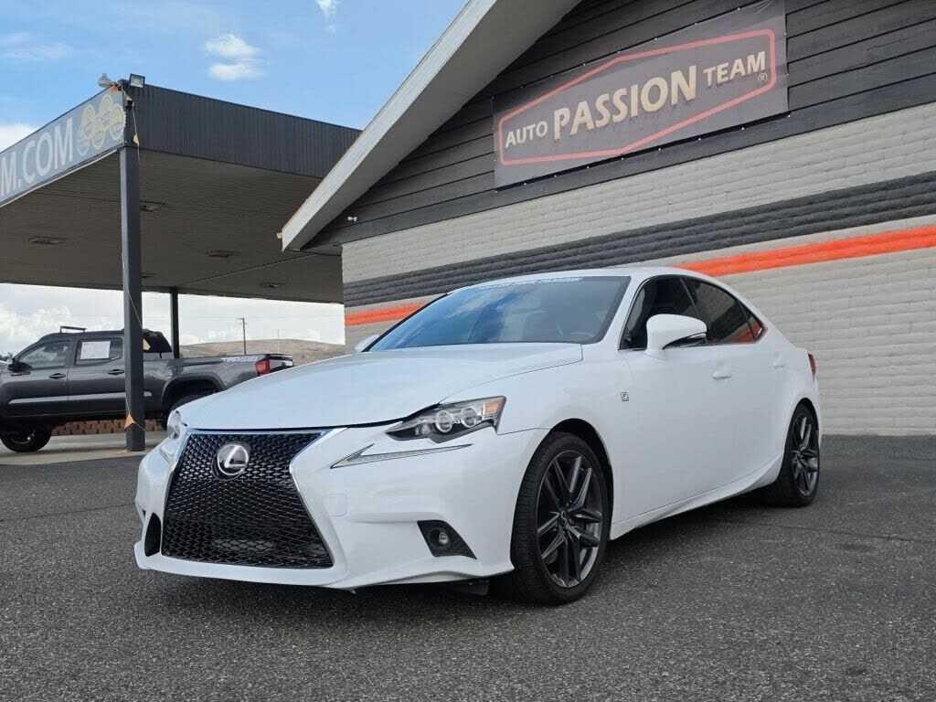2015 LEXUS IS