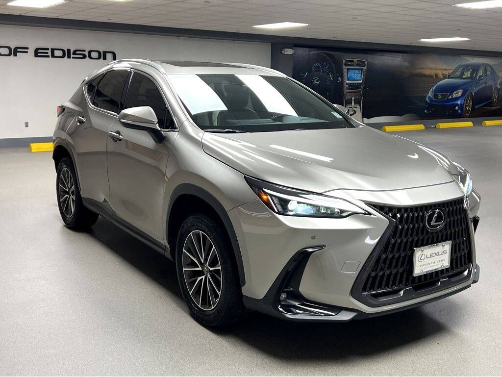 2023 LEXUS NX