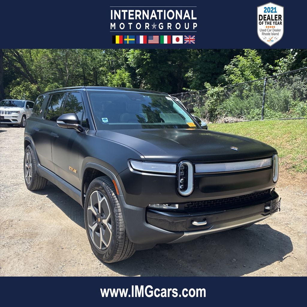 2023 RIVIAN R1S