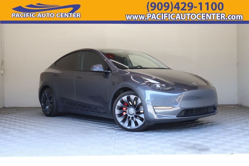 2022 TESLA Model Y