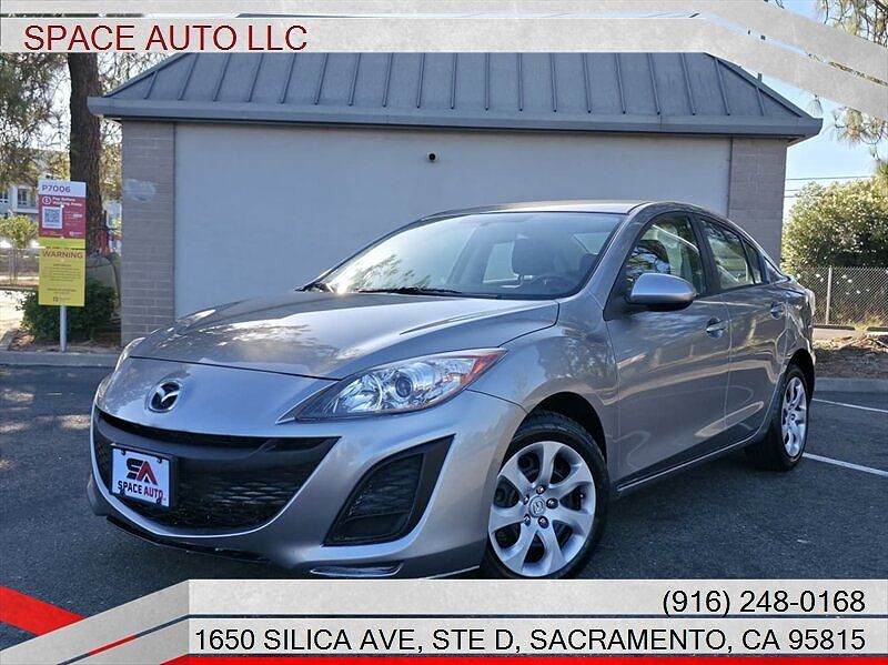 2010 MAZDA Mazda3