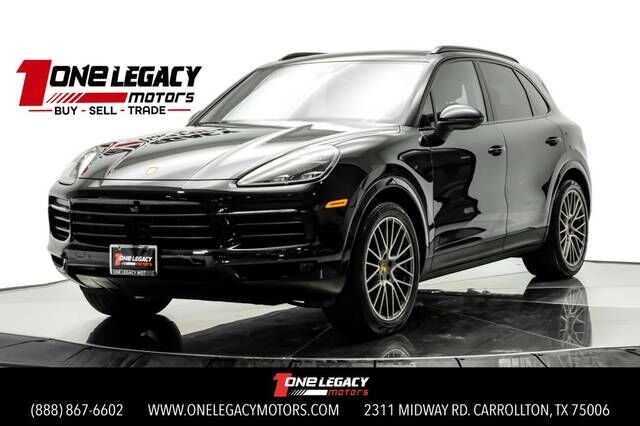 2023 PORSCHE Cayenne