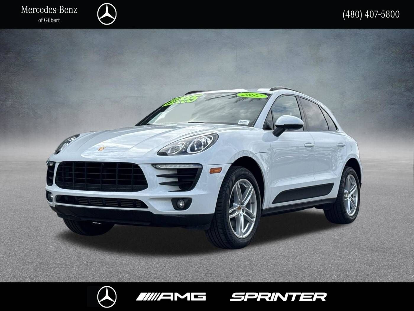 2017 PORSCHE Macan