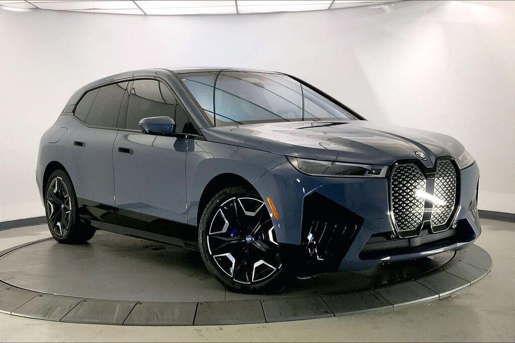 2023 BMW ix