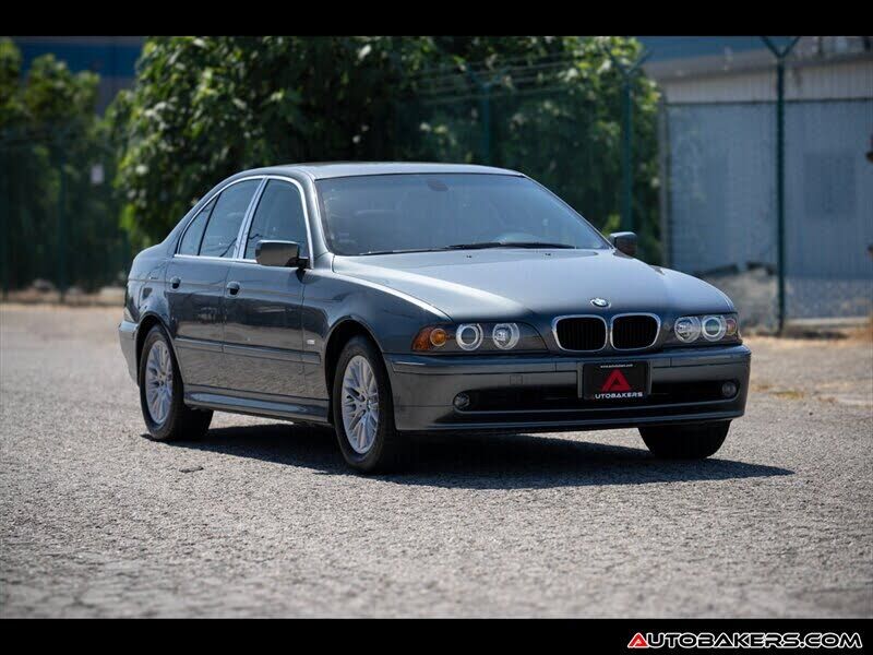 2002 BMW 5 Series