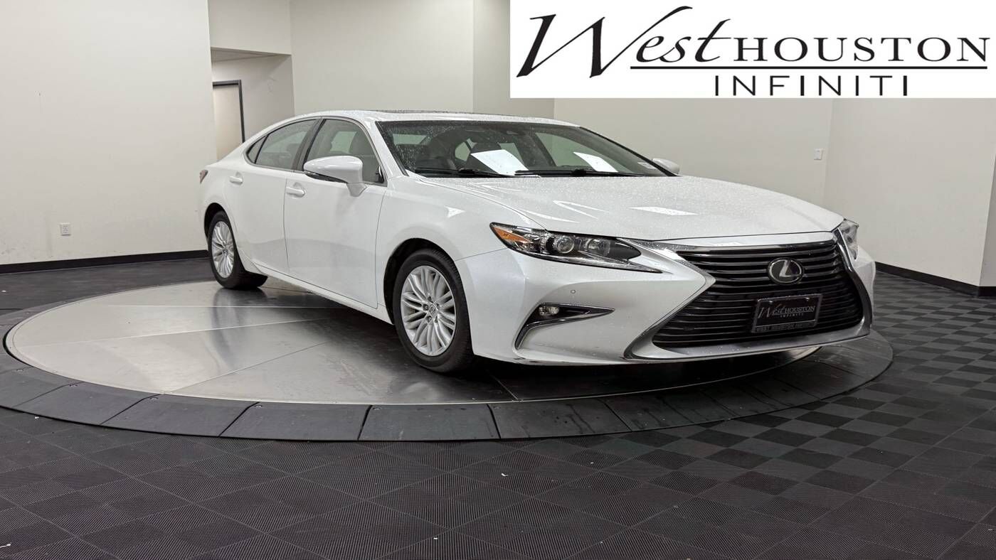 2017 LEXUS ES