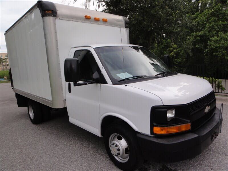 2012 CHEVROLET Express