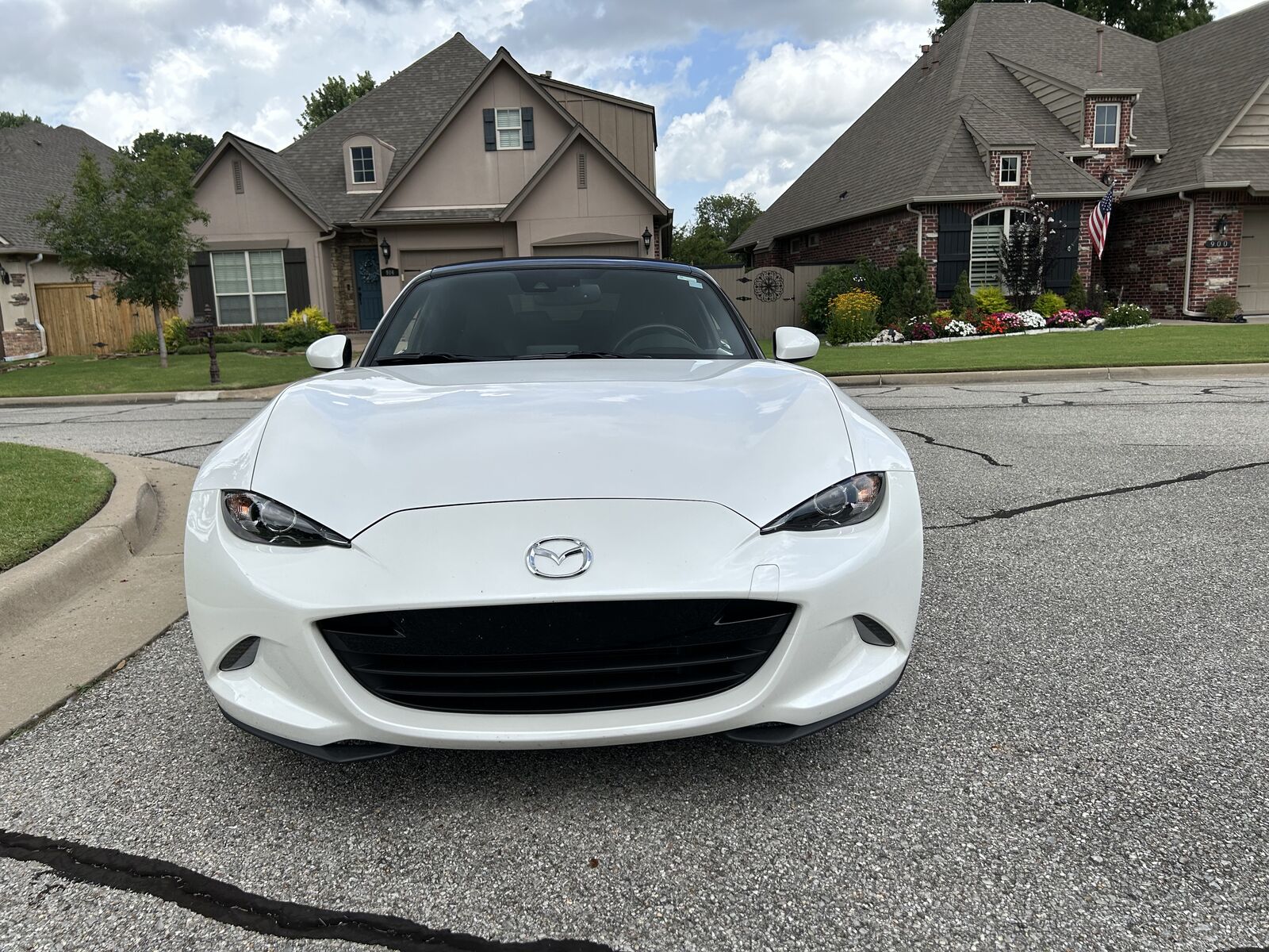 2023 MAZDA MX-5