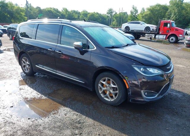 2017 CHRYSLER Pacifica