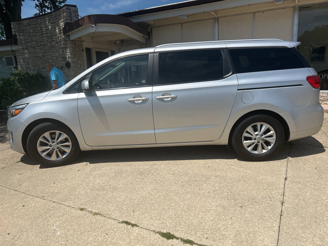2016 KIA Sedona