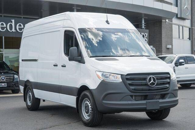 2026 MERCEDES-BENZ Sprinter