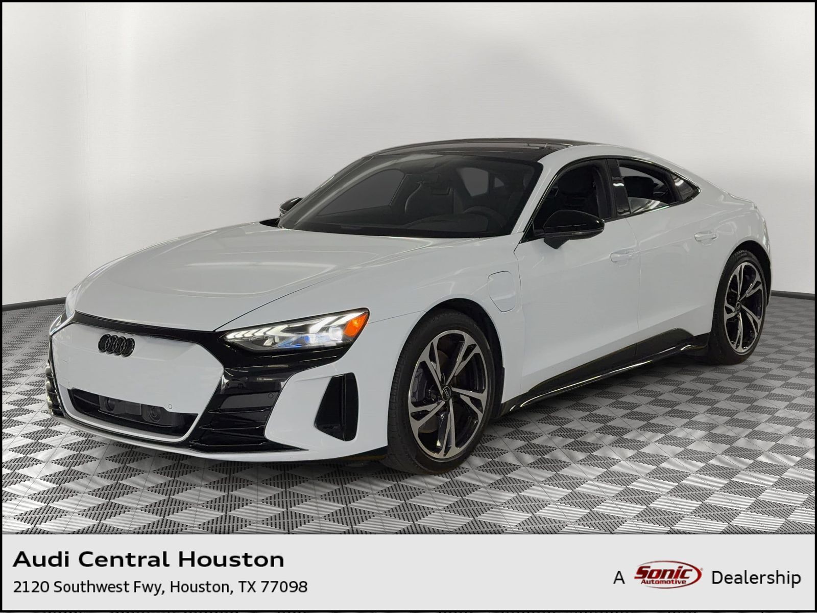 2023 AUDI e-tron GT