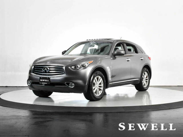 2016 INFINITI QX70