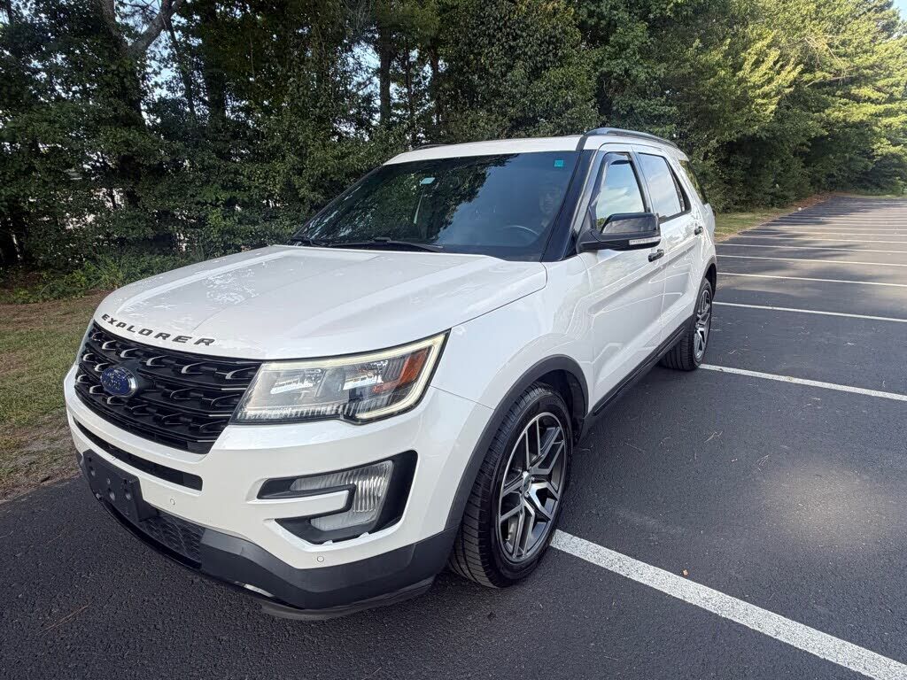 2017 FORD Explorer