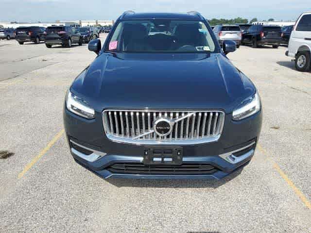 2025 VOLVO XC90