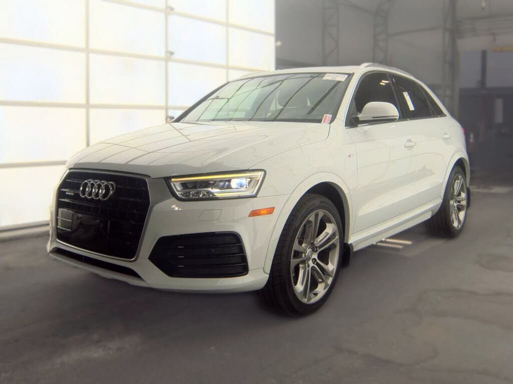2016 AUDI Q3