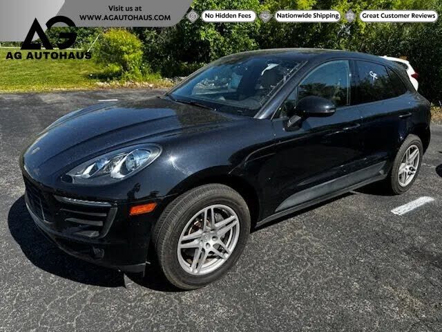 2018 PORSCHE Macan
