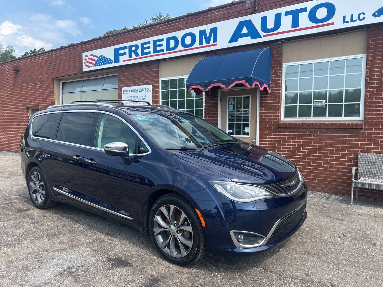 2017 CHRYSLER Pacifica